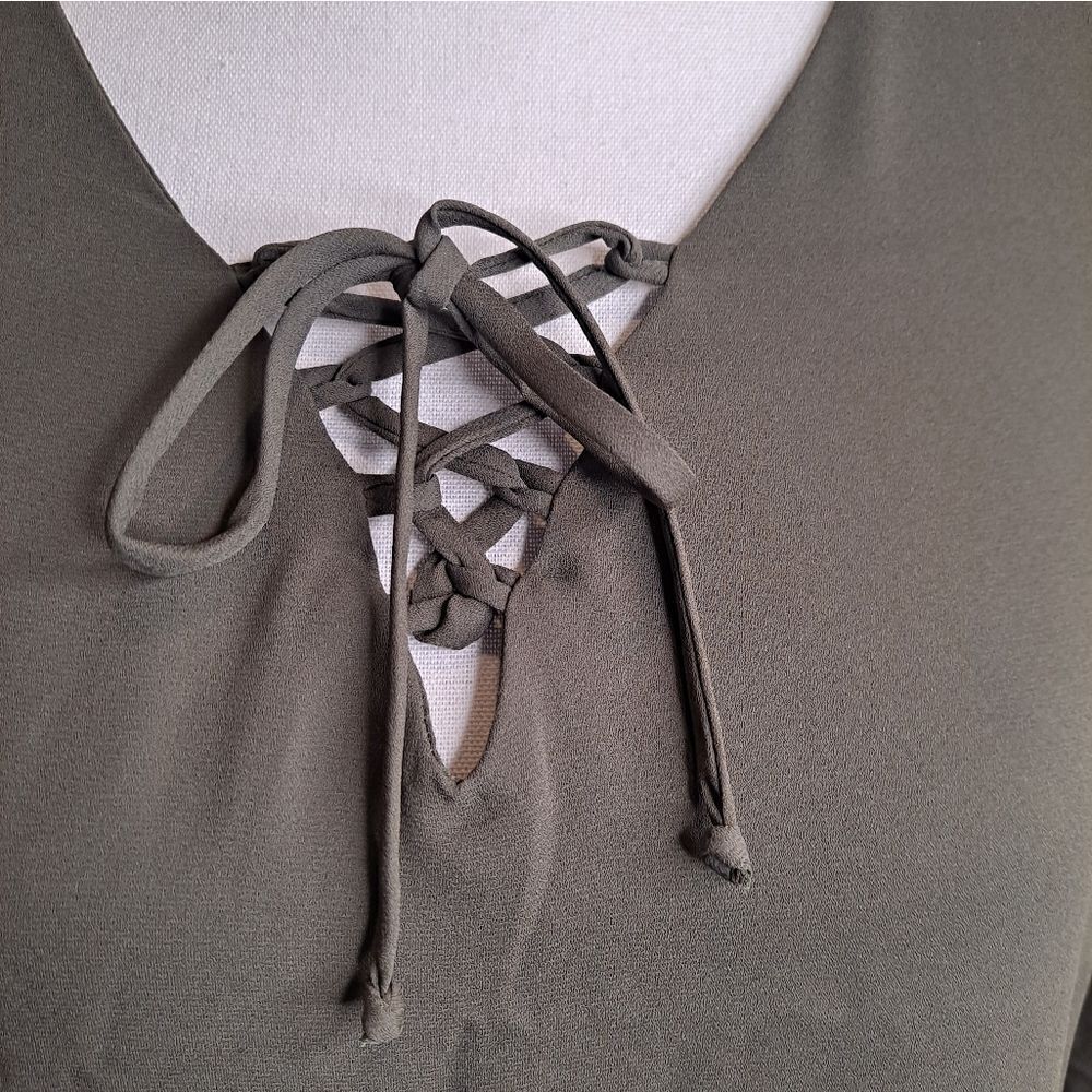 THREE EIGHTY TWO- Penelope Lace Up Mini in Military Size XS New with tags. - Picture 4 of 10
